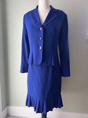 Vintage Danny & Nicole Electric Blue skirt suit set
